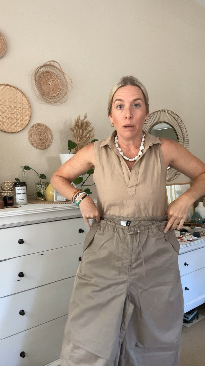 Parachute Pants

#LTKStyleTip #LTKFindsUnder50 #LTKOver40