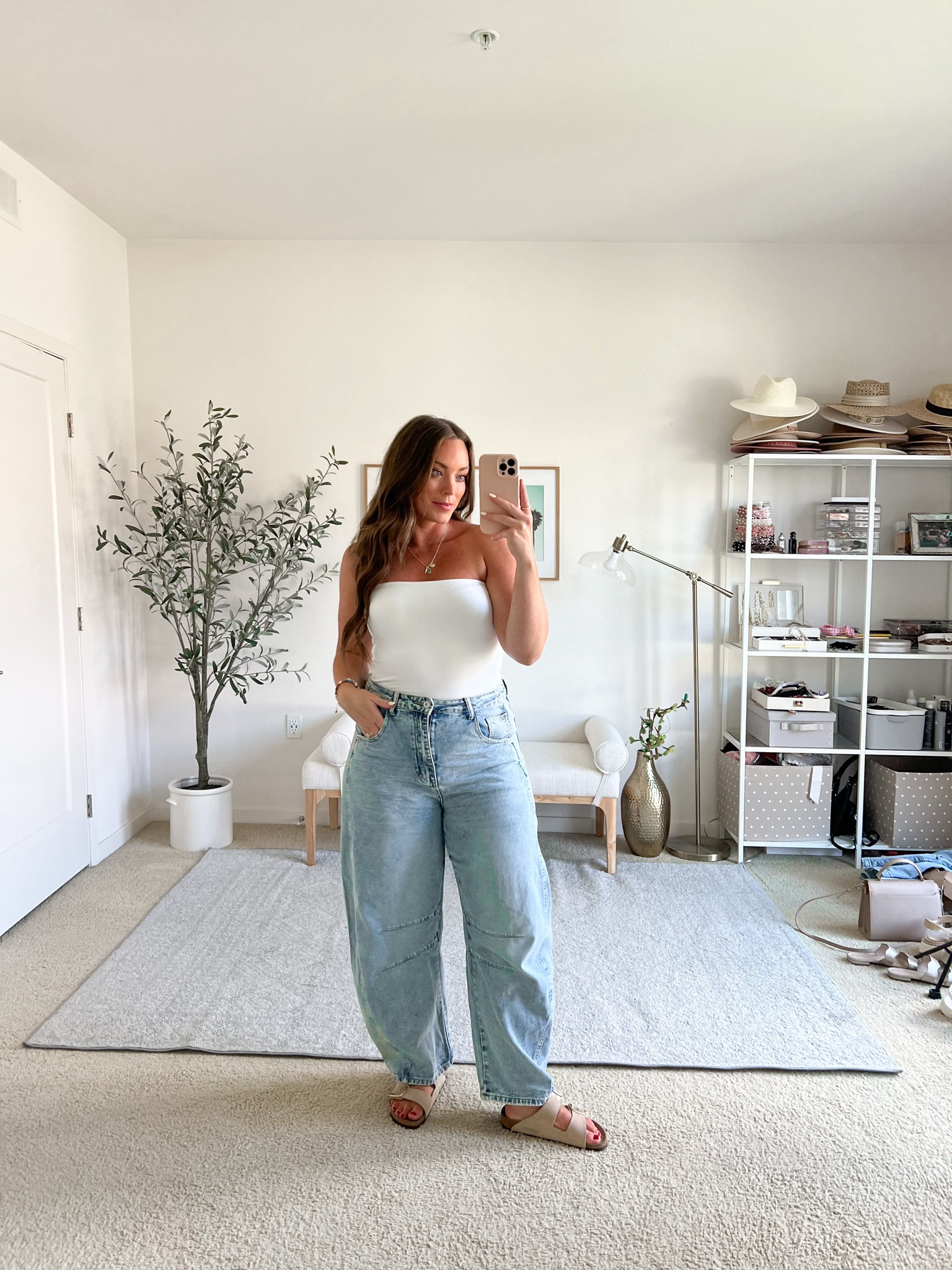 Into baggy and loose fitting jeans! Shocked these ones are from Amazon, under $50, I sized up to a 10, most places I’m an 8!

Tank M

#LTKSeasonal #LTKFindsUnder50 #LTKMidsize