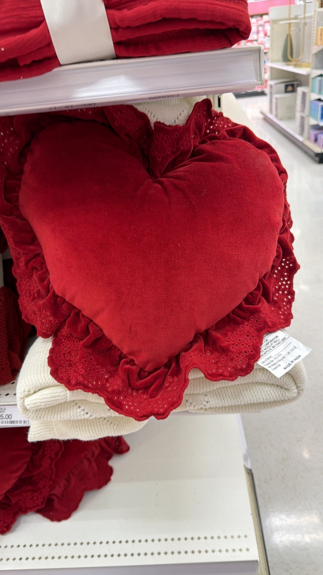 Target Tuesday 
Target home decor 
Valentine’s Day gift
Valentine’s Day decor 

#LTKFindsUnder50 #LTKSaleAlert #LTKHome