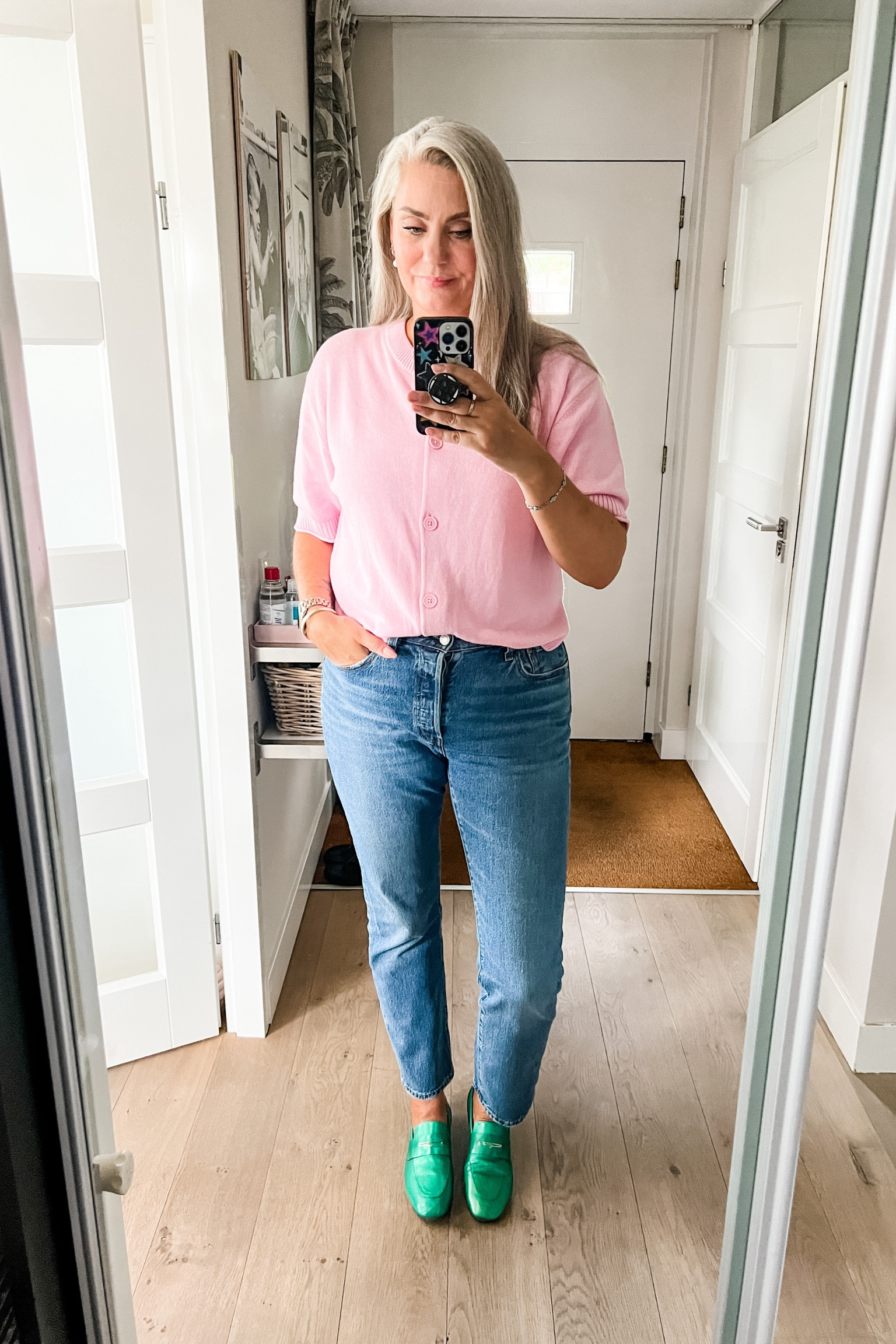 Ootd - Friday. Pink cardigan (Hema, M), satin lace trim cami top, Levi’s 501 jeans, green loafers. 



#LTKmidsize #LTKnederlands #LTKeurope