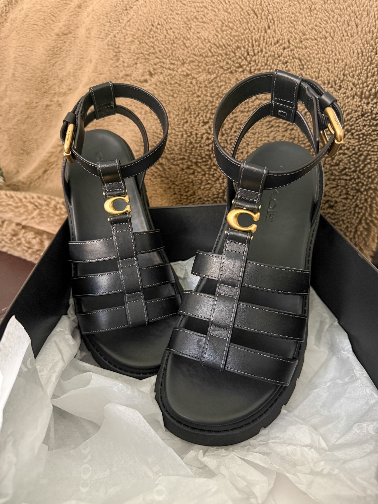 Carrying my spring wardrobe, one piece at a time 
￼