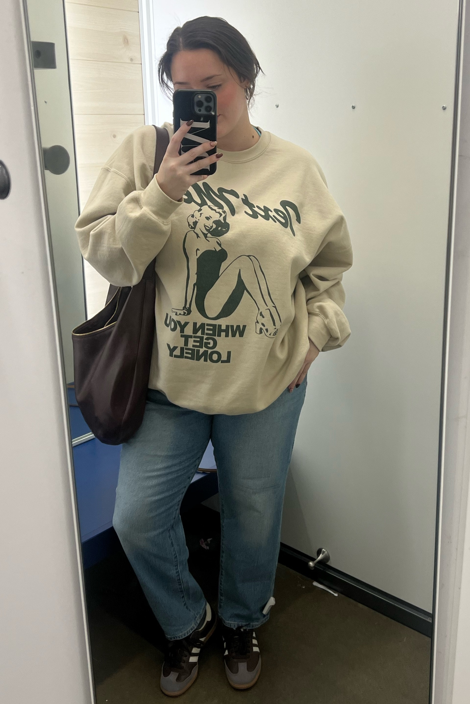 Cool girl on a budget! Love these straight leg jeans from Old Navy. On sale now!! 

#LTKFindsUnder50 #LTKMidsize #LTKCyberWeek