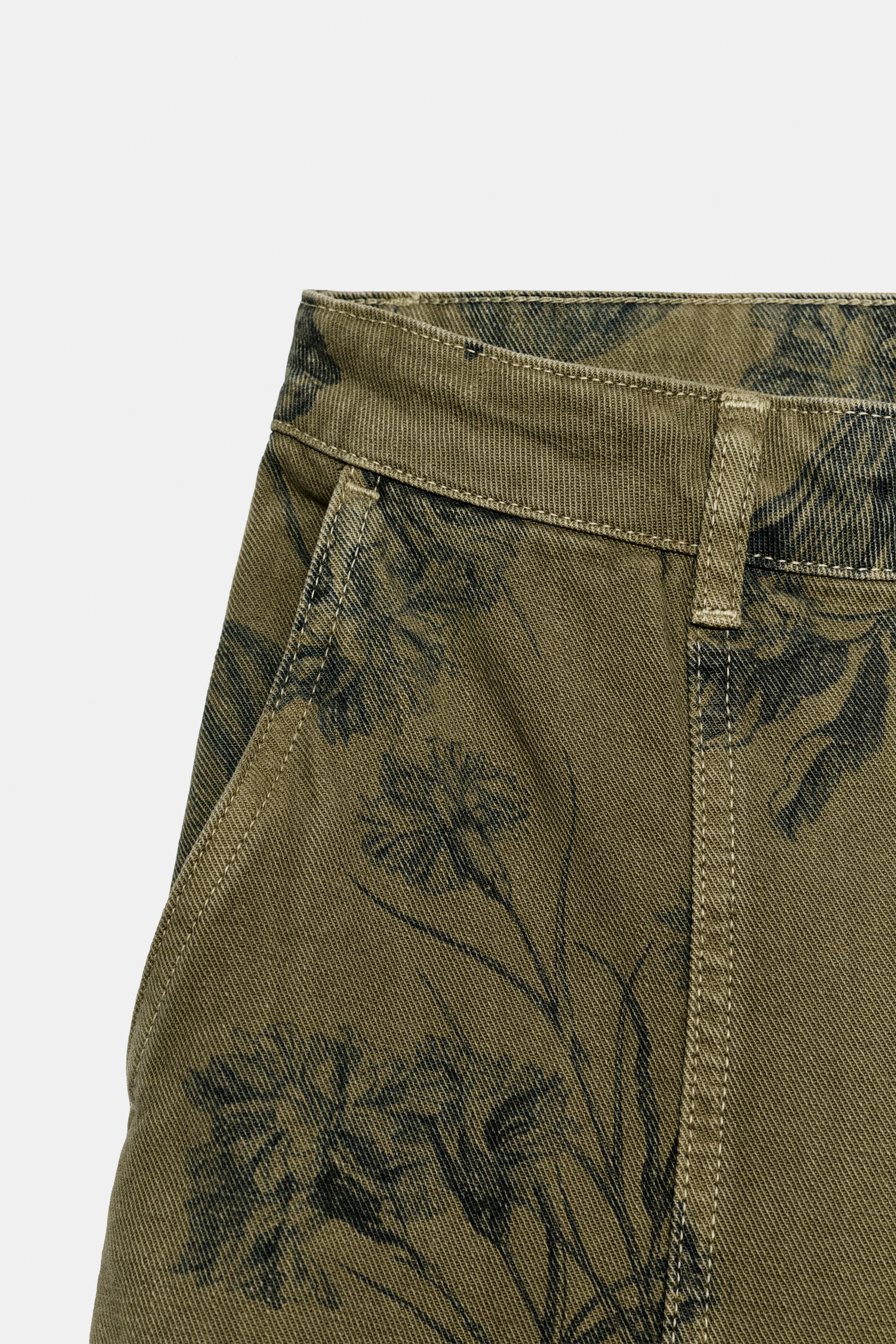 LOW RISE - BARREL LEG - FULL LENGTH ZARA WOMAN COLLECTION Low-rise jeans with belt loops. Side po... | Zara US