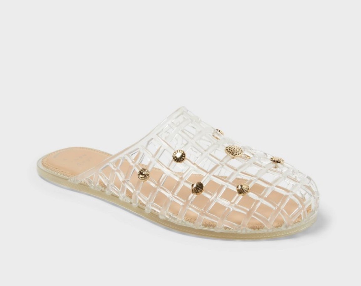 New shoe alert at Target. Jelly flats. Wedges. And more under $50

#LTKdayinmylife #LTKgrwm #LTKootd