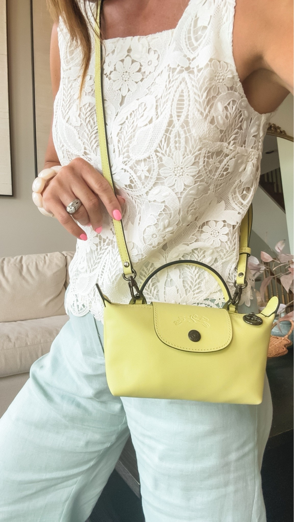 Love this fun pop of color.

#LTKootd #LTKmomlife #LTKOver40