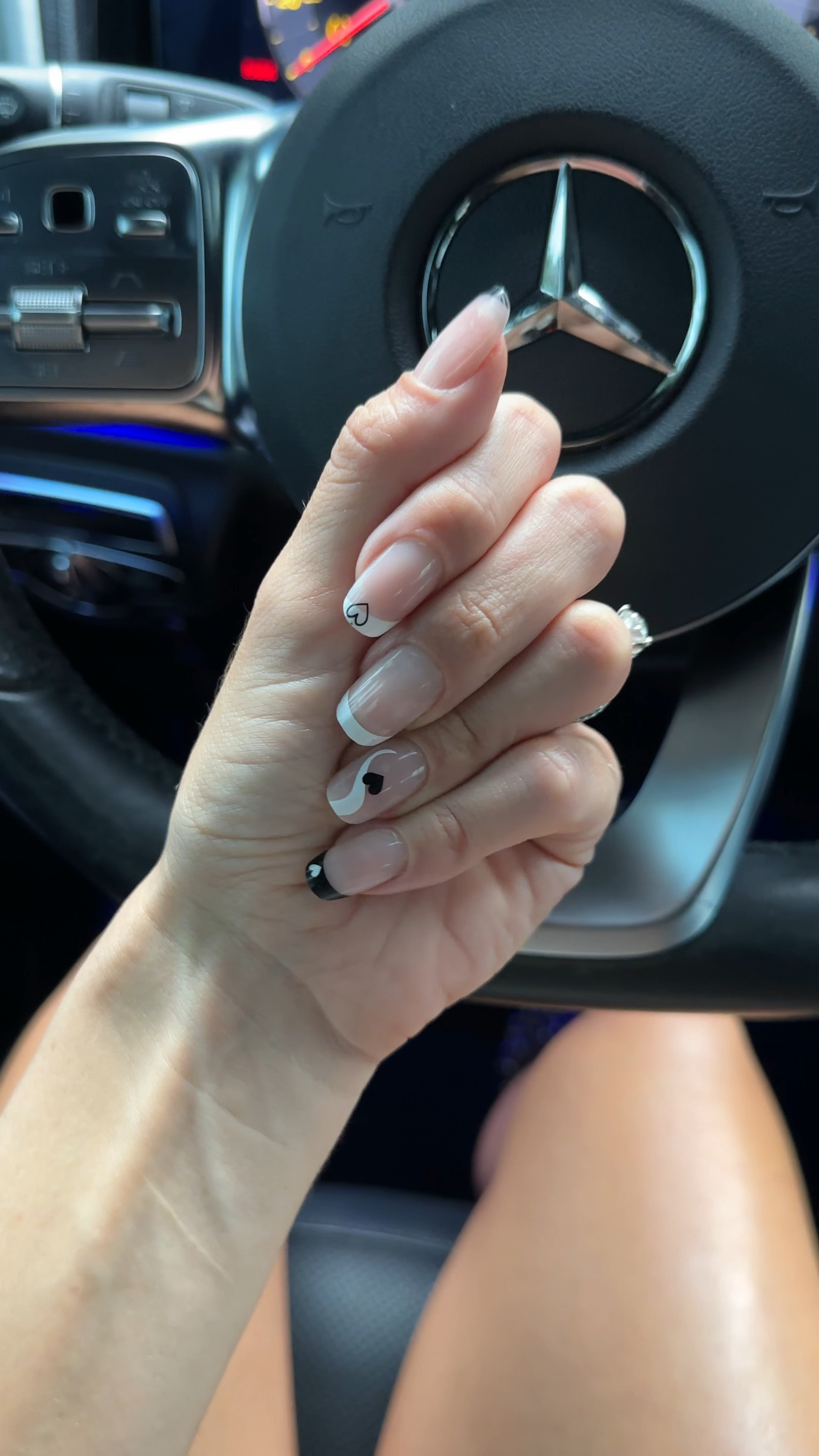 These press ons will last 2 WEEKS if you use the tabs AND the glue!

#LTKVideo #LTKbeauty #LTKHalloween