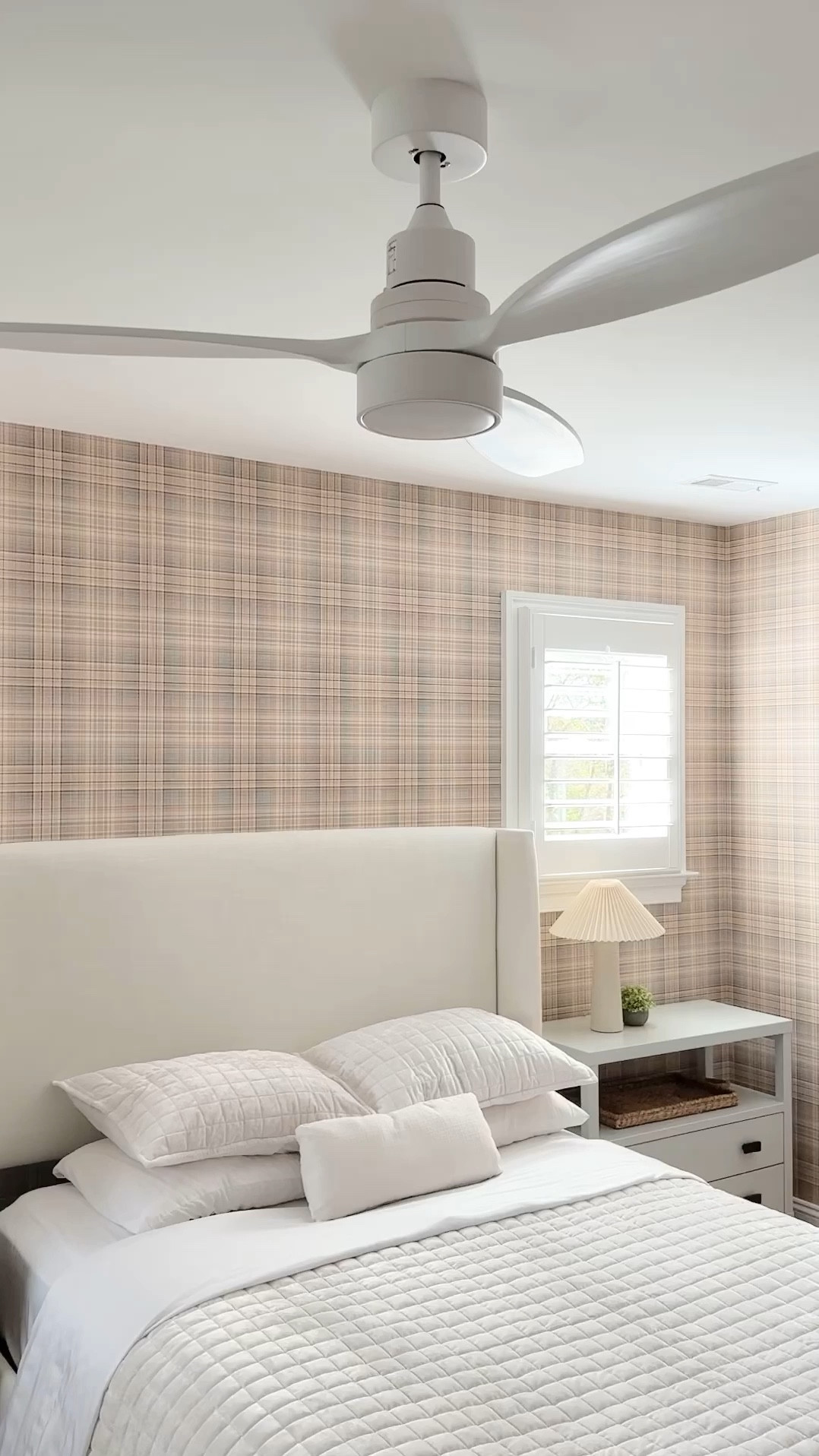 A bedroom refresh with new fan and white nightstands from Wayfair

@wayfair #wayfair #wayfairpartner #onlyatwayfair

#LTKStyleTip #LTKSaleAlert #LTKHome