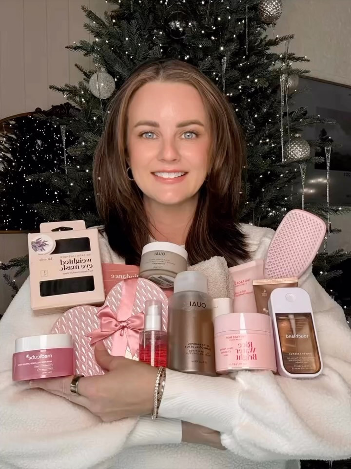 Trending items to give your best friend, daughter, sister …. or yourself ✨ I have so many more ideas of items the still arrive on time, so this might be part one! 

#LTKHoliday #LTKSeasonal #LTKGiftGuide