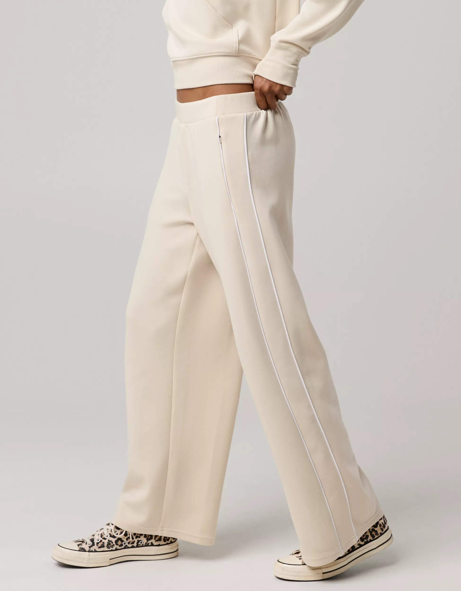 OFFLINE By Aerie ChillUp Trouser | Aerie