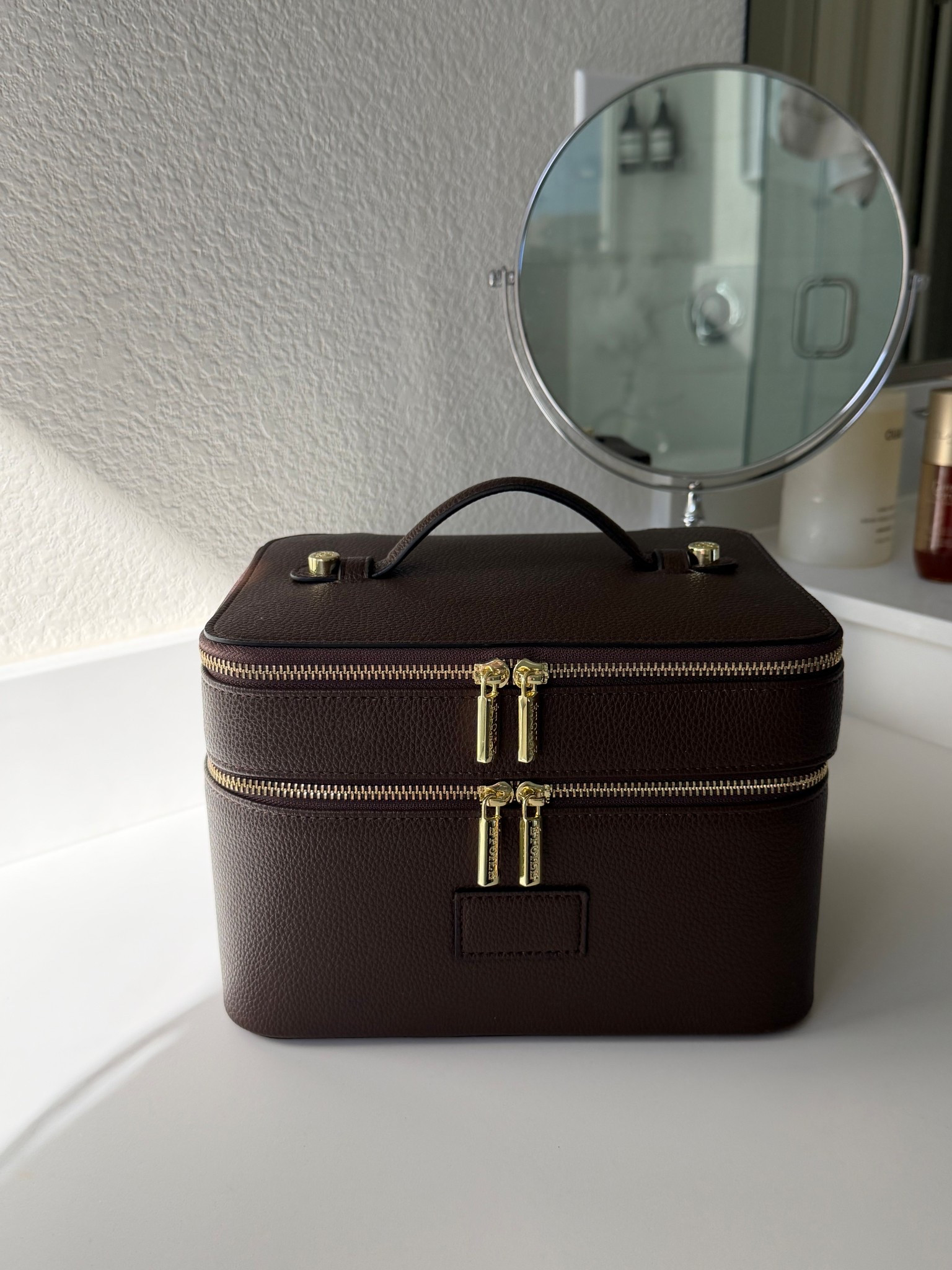 Make up case of my dreams 

#LTKBeauty #LTKGiftGuide #LTKFindsUnder100