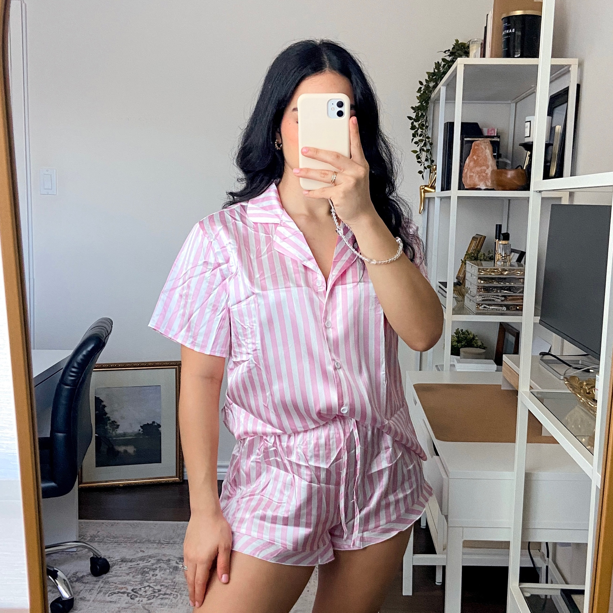 wearing size medium fit is true to size 

#LTKGiftGuide #LTKsalealert #LTKCyberWeek