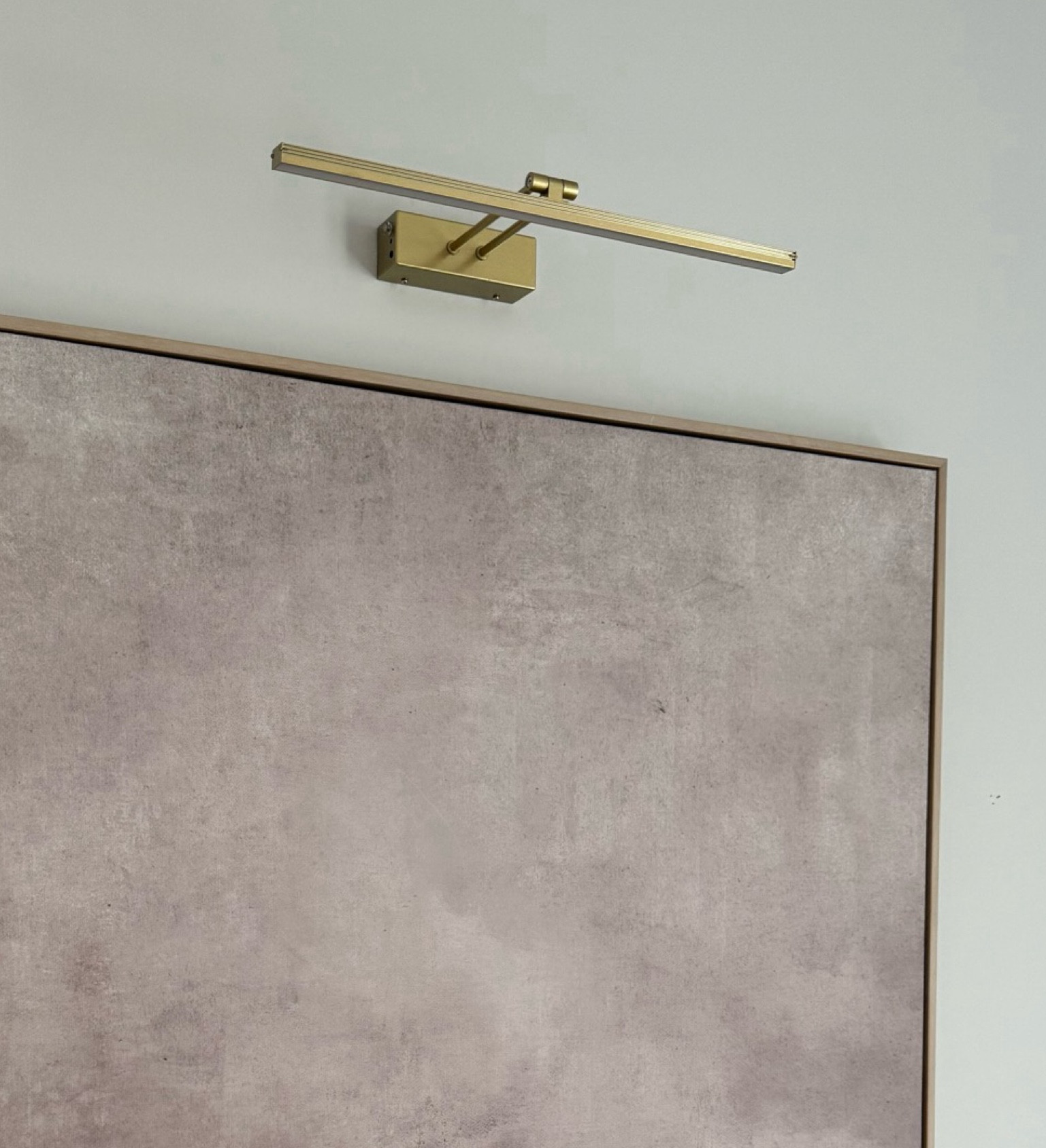 Lighting above artwork makes your house feel like a boujee home ✨ (& it's remote controlled)

#LTKhome