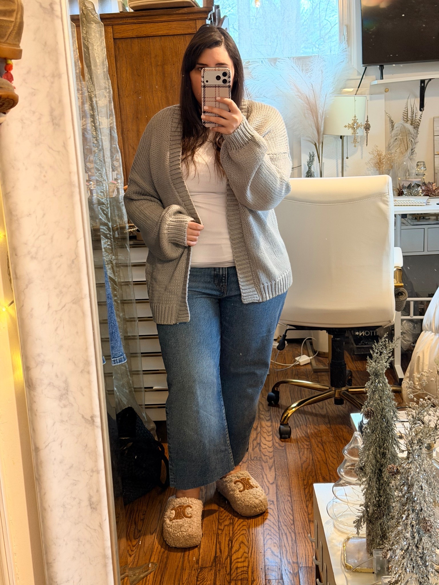 Wanted to try out the denim I cut last night. Don’t love it, don’t hate it. 

This sweater is great. It’s oversized yet stays structured. I have it in black as well 

#LTKootd #LTKgrwm #LTKSeasonal