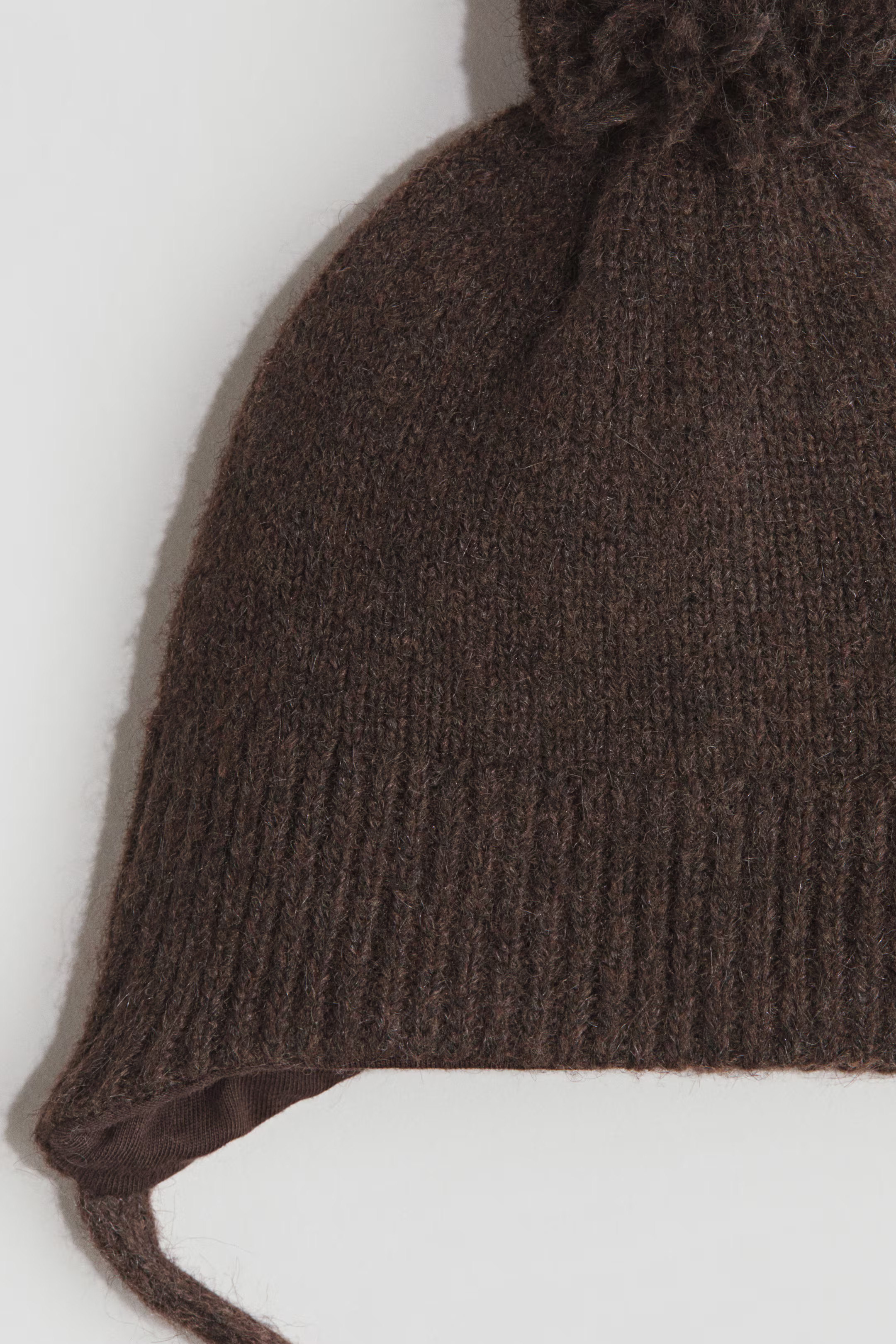 Earflap beanie | H&M (UK, MY, IN, SG, PH, TW, HK)