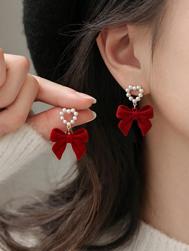 1 Pair Red Furry Faux Pearl Heart Bow Cute Sweet Retro Elegant Earrings, Suitable For Ladies Wear... | SHEIN