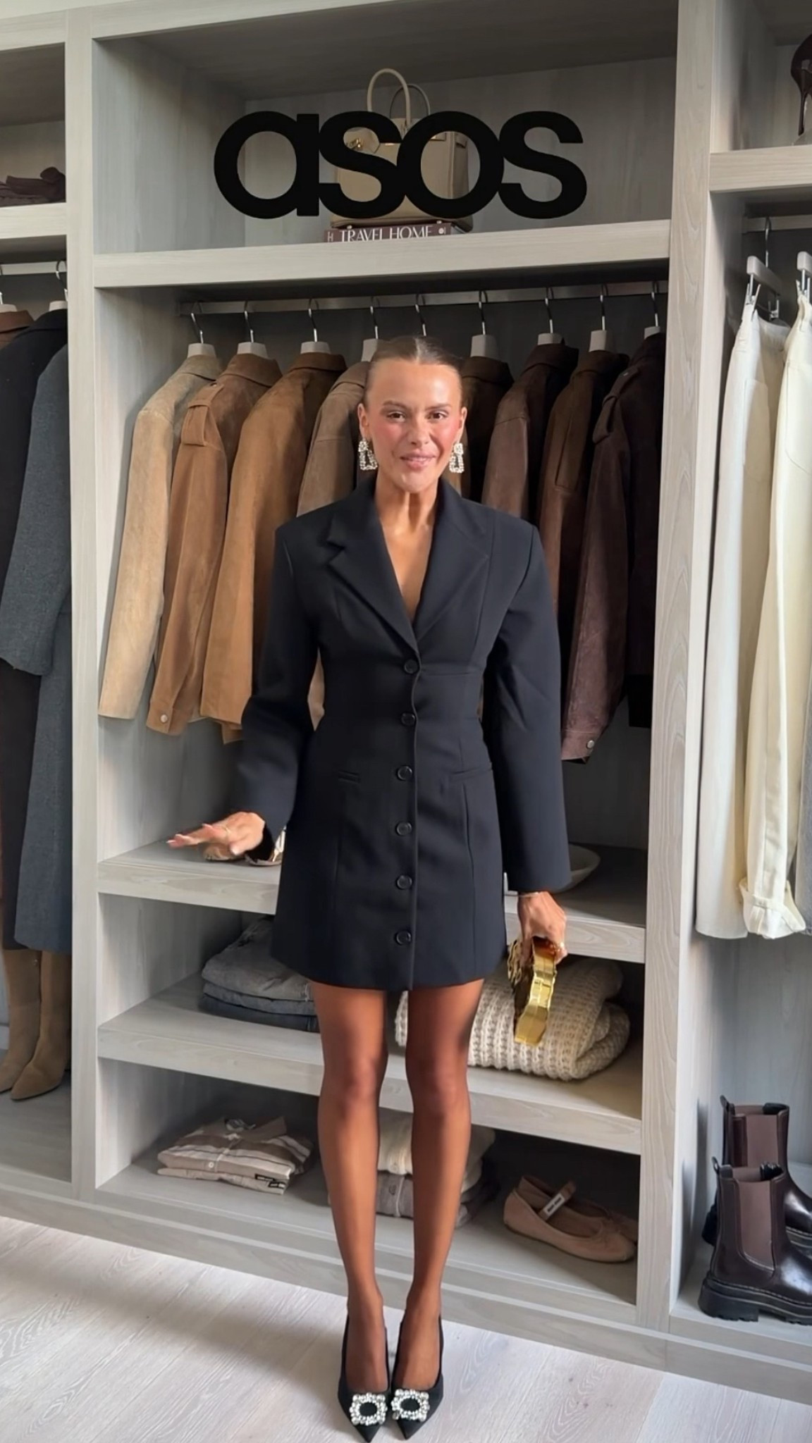 I’m wearing a size 8 in the dress 🖤

#LTKeurope #LTKuk #LTKpartywear