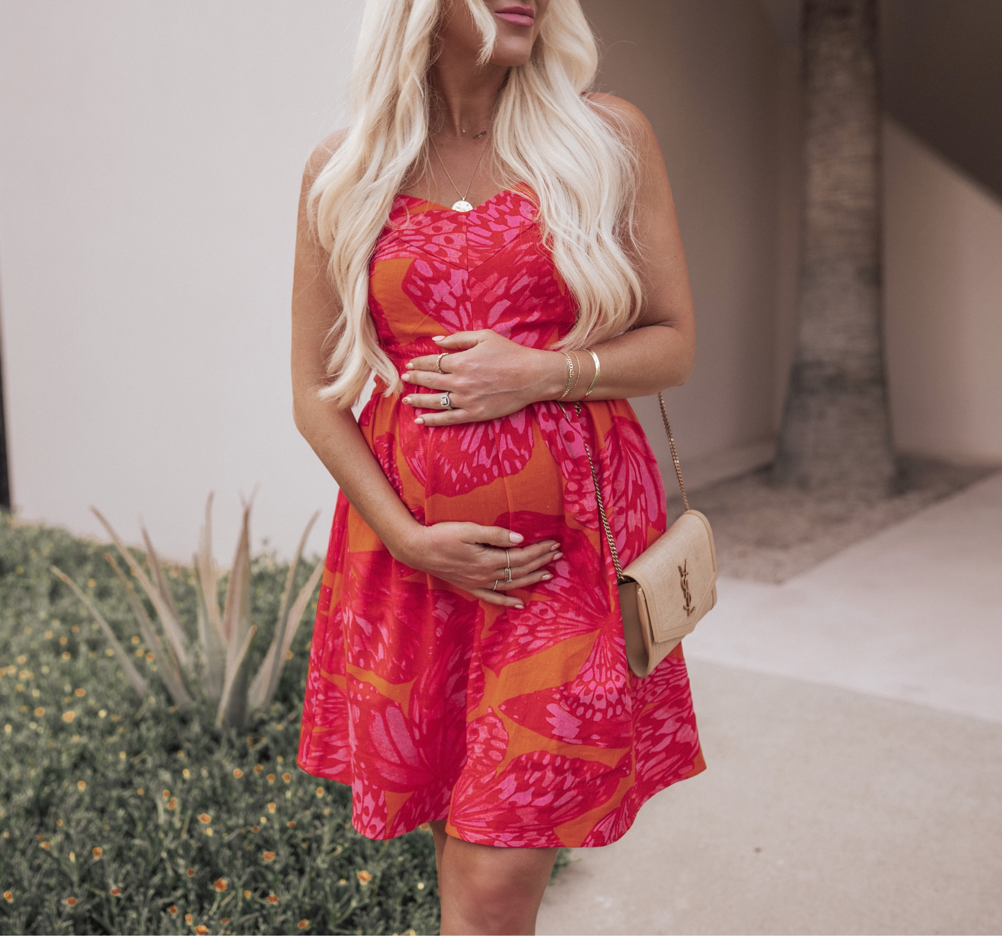 The cutest bump friendly babydoll dress! Perfect for a vacay🌺 Walmart find! #bumpfriendly #bumpstyle #summerdress #walmartfashion

#LTKbump #LTKstyletip #LTKunder50