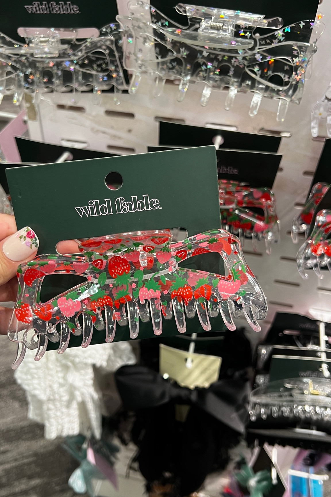 20% off hair clips at Target 

Jumbo Strawberry Print Hair Claw Clip - Wild Fable™ Green/Red

#LTKSaleAlert #LTKStyleTip #LTKBeauty