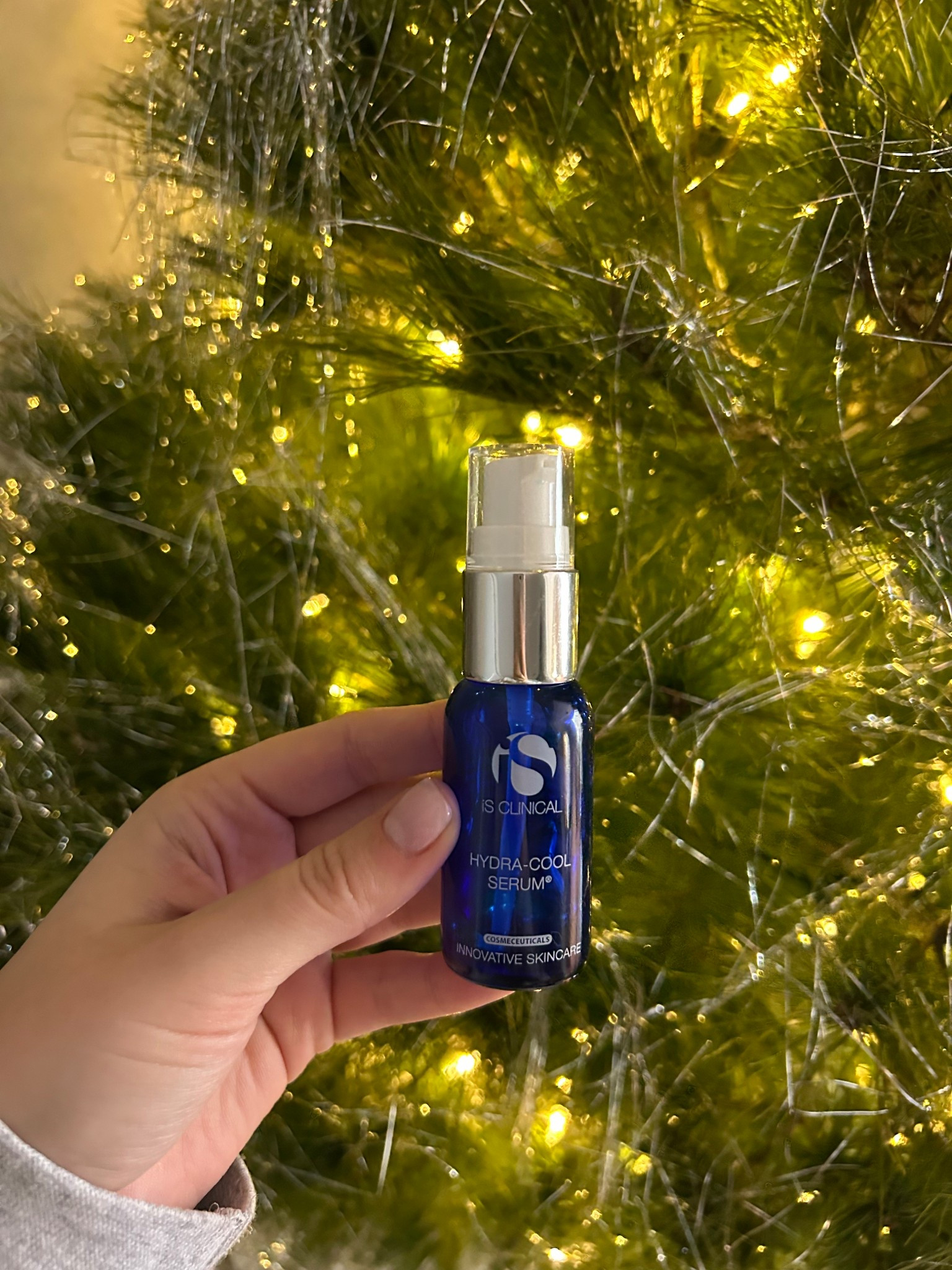 For my girls with red skin this is SO cooling and smells so relaxing you might actually fall asleep in peace for once✨Code: AGA gets you $$$ off 🎁

#LTKHoliday #LTKGiftGuide #LTKBeauty