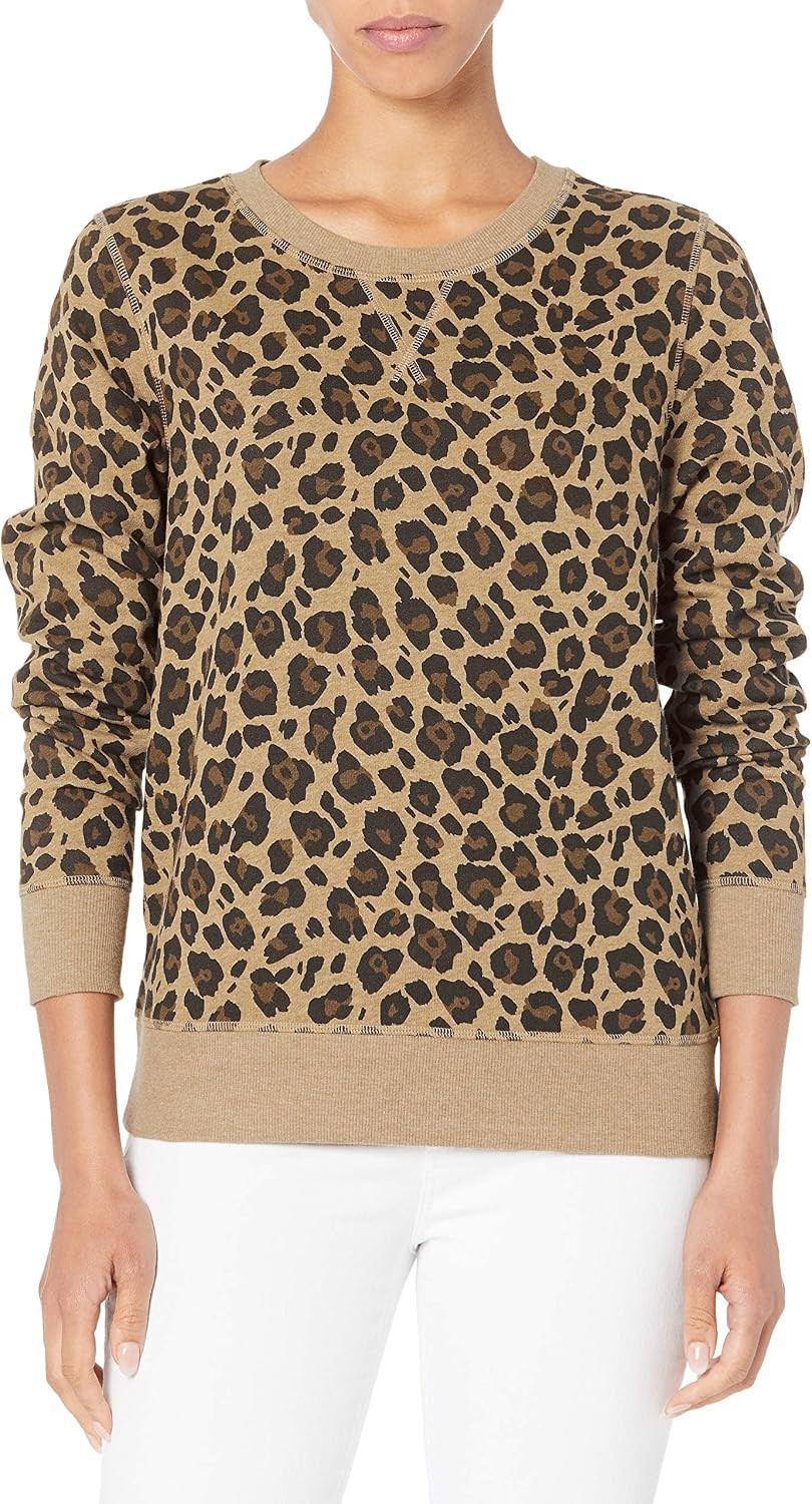 Amazon Essentials Women's Fleece Crewneck Long Sleeve Pullover Sweatshirt (Available in Plus Size) | Amazon (US)