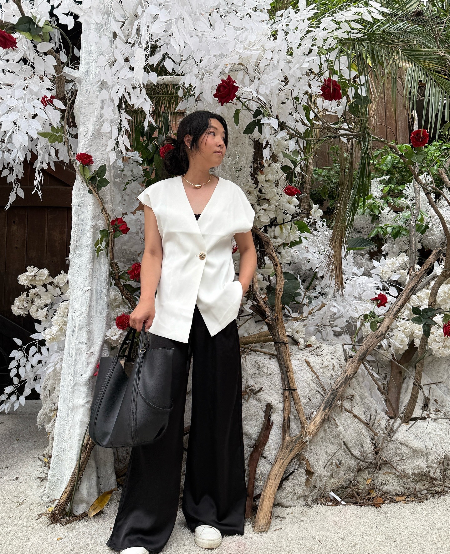 Went to @thegrounds last week and coincidentally matched my outfit with the ‘winter wonderland’ set up 🌹🦢♟️ #monochromeoutfits #effortlesslychic #springoutfit #showpo #glam #elegant #ootd  

#LTKmodest #LTKstyletip #LTKaustralia