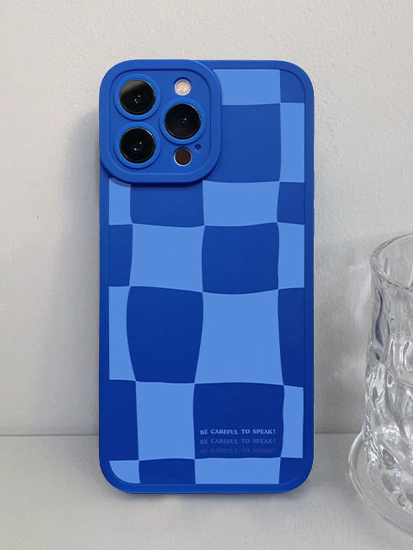 Color Block Phone Case
   
      SKU: se2204207750354350
          (100+ Reviews)    US$1.50     ... | SHEIN