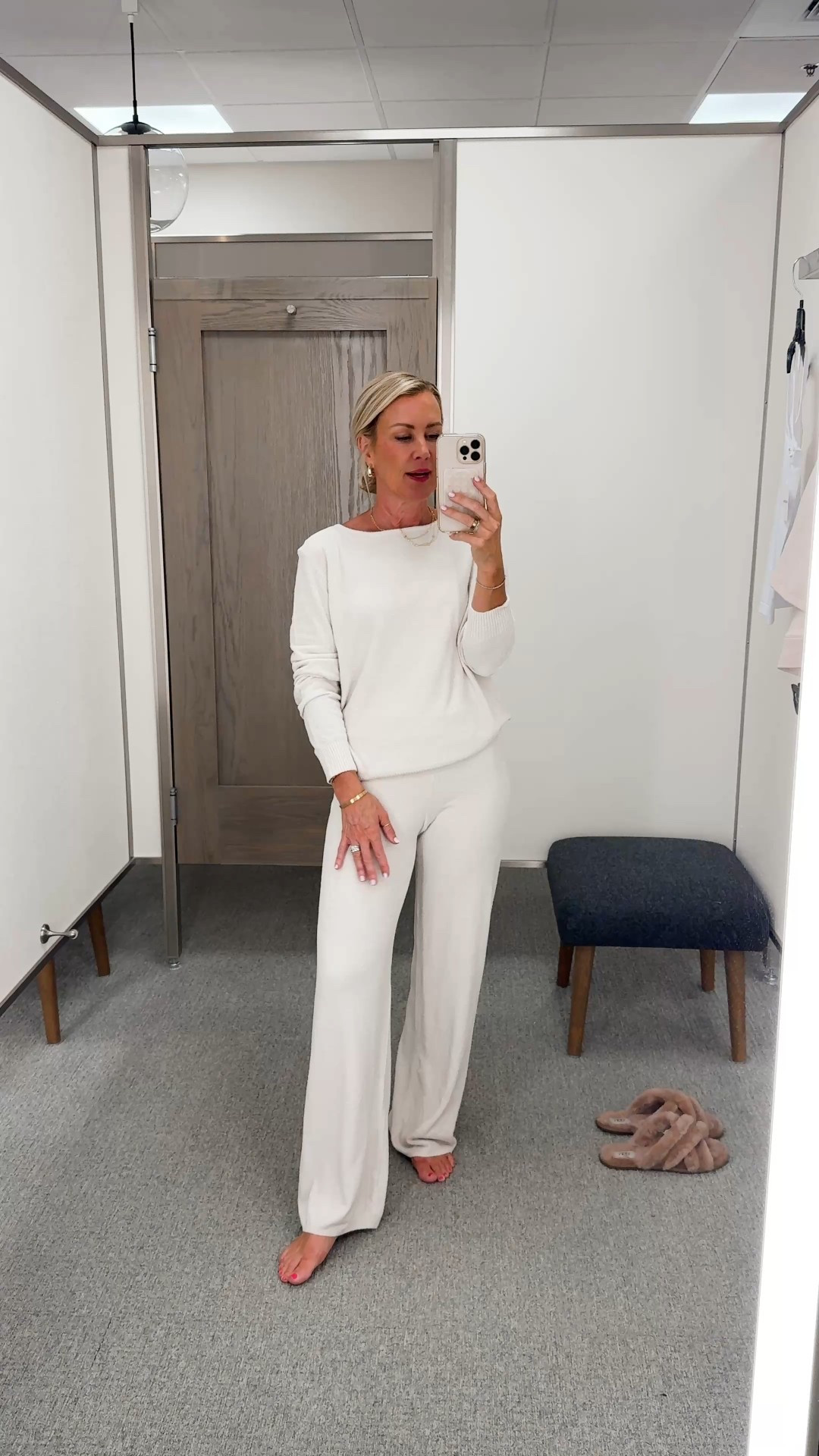 This is perfect lounge set and a great gift! I wouldn’t miss out on this one!!

#LTKSaleAlert #LTKSeasonal #LTKStyleTip