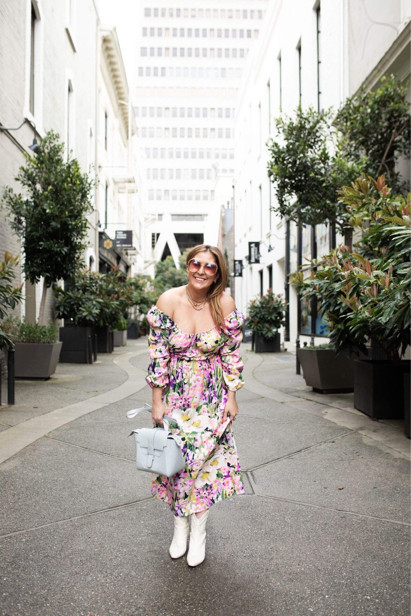 VIRAL h&m spring floral dress
wearing a medium


#LTKsalealert #LTKstyletip #LTKshoecrush