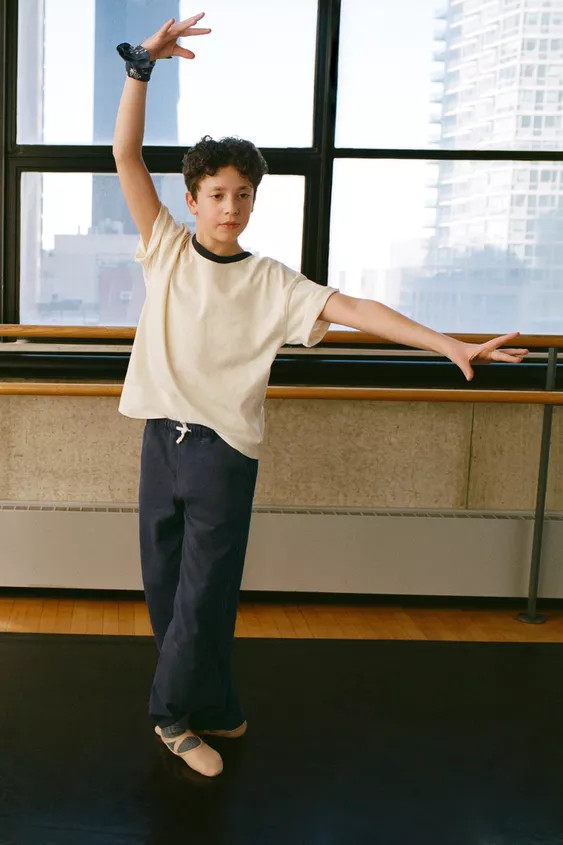 CONTRAST NECK T-SHIRT | Zara UK