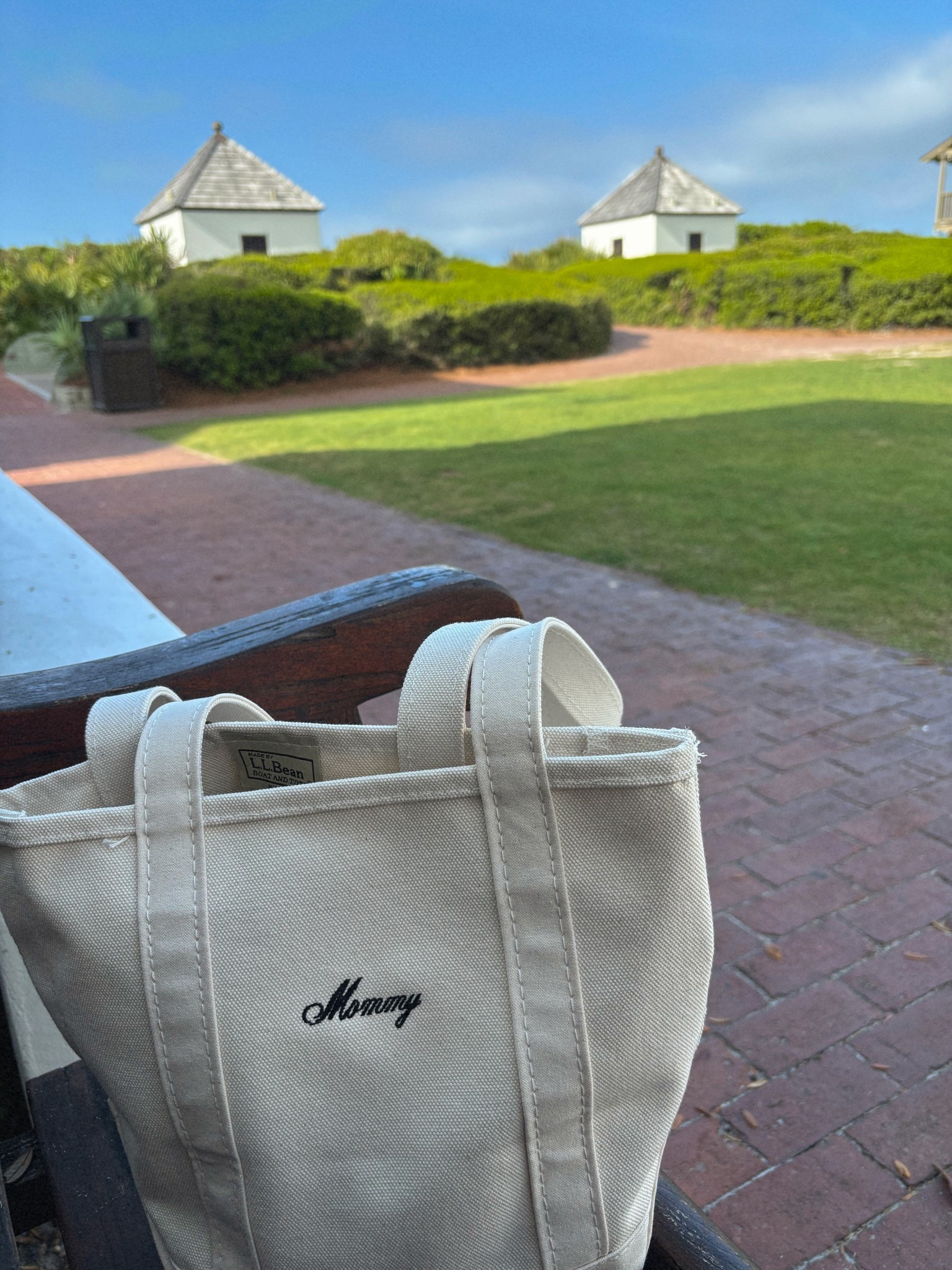 Mommy bag 🤎 

An everyday essential that keeps everything organized without sacrificing style. Spacious, functional, and designed to carry all the little things while still feeling elevated and timeless.

diaper bag, mommy bag, neutral diaper bag, aesthetic diaper bag, large tote bag, mom essentials, baby essentials bag, minimal mom style, everyday mom bag, functional diaper bag

#LTKmomlife #LTKKids #LTKBaby