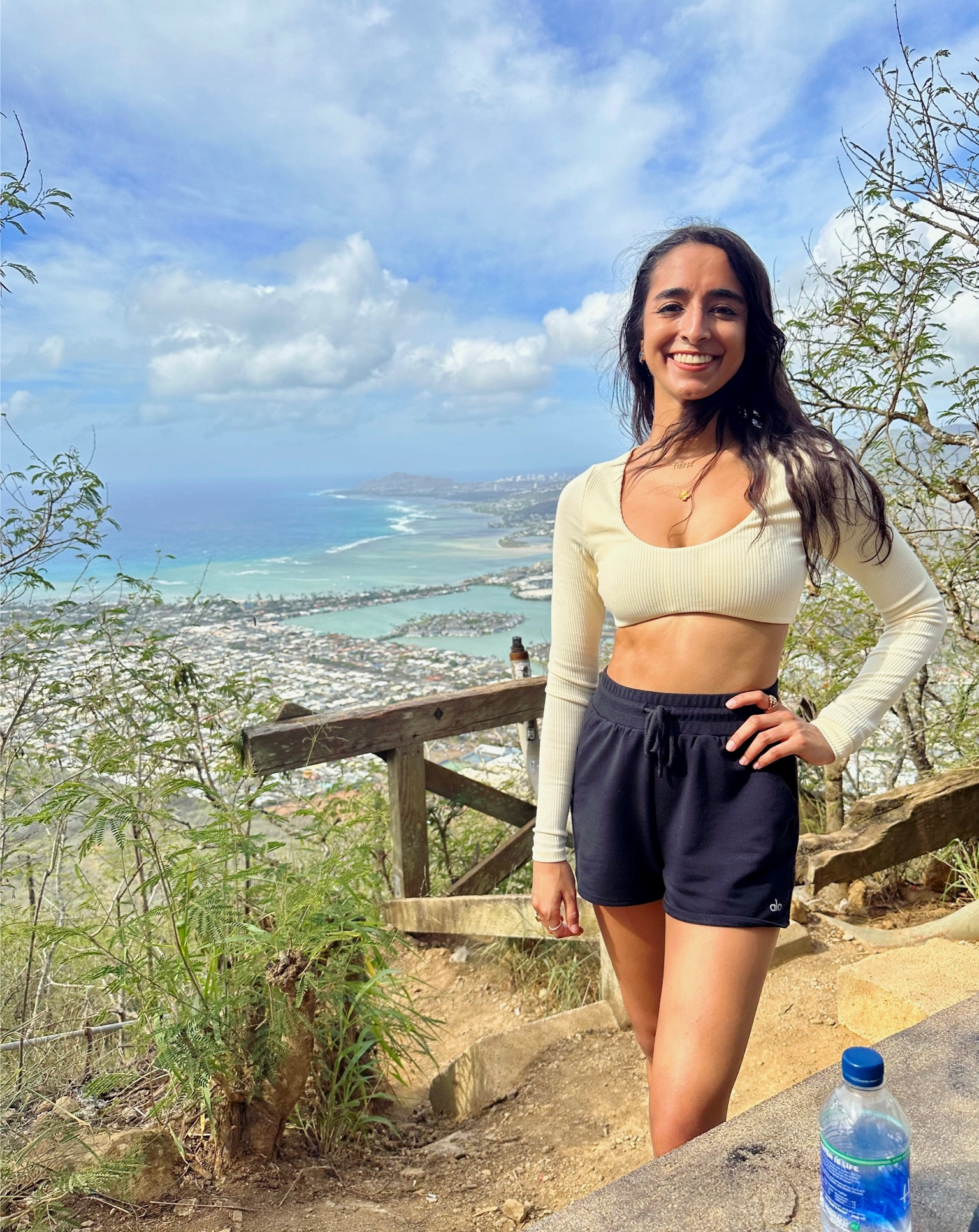 Hiking outfit idea - all @aloyoga. 
.

#athleisure 
#hawaii 
#hiking

#LTKfit #LTKstyletip