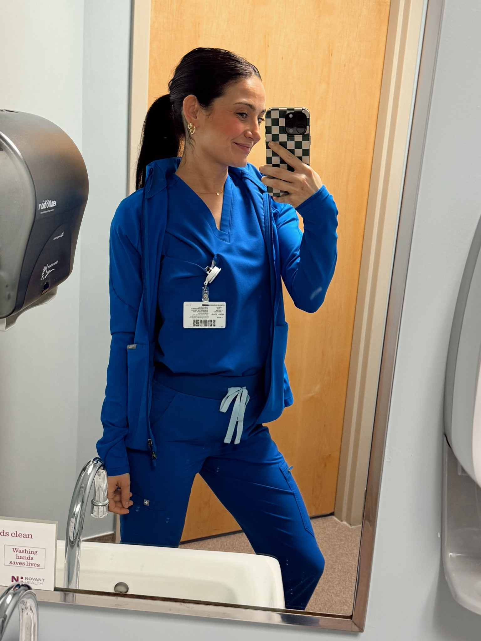 scrub ootd as an ultrasound tech🏥



#LTKStyleTip #LTKSeasonal #LTKWorkwear