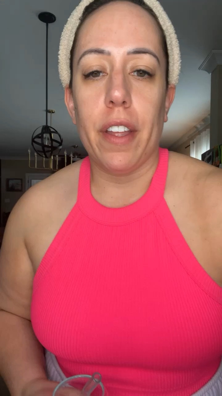 Aerie bralette that is busty girl approved size XL in the neon pink paired with sweats in XXL 



#LTKmidsize #LTKfindsunder50 #LTKfindsunder100