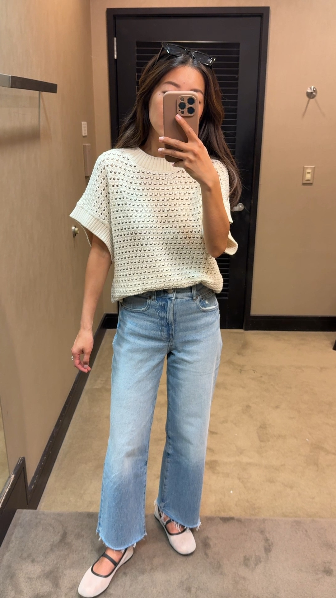 Nordstrom anniversary sale try on

• Varley cotton knit short sleeve sweater xs loose fit on me 

• Madewell jeans 24 petite

• Madewell mesh flats 5.5

• BP $15 sunglassess

NSale, Nordstrom sale, petite friendly

#LTKSaleAlert #LTKPetite #LTKFindsUnder100