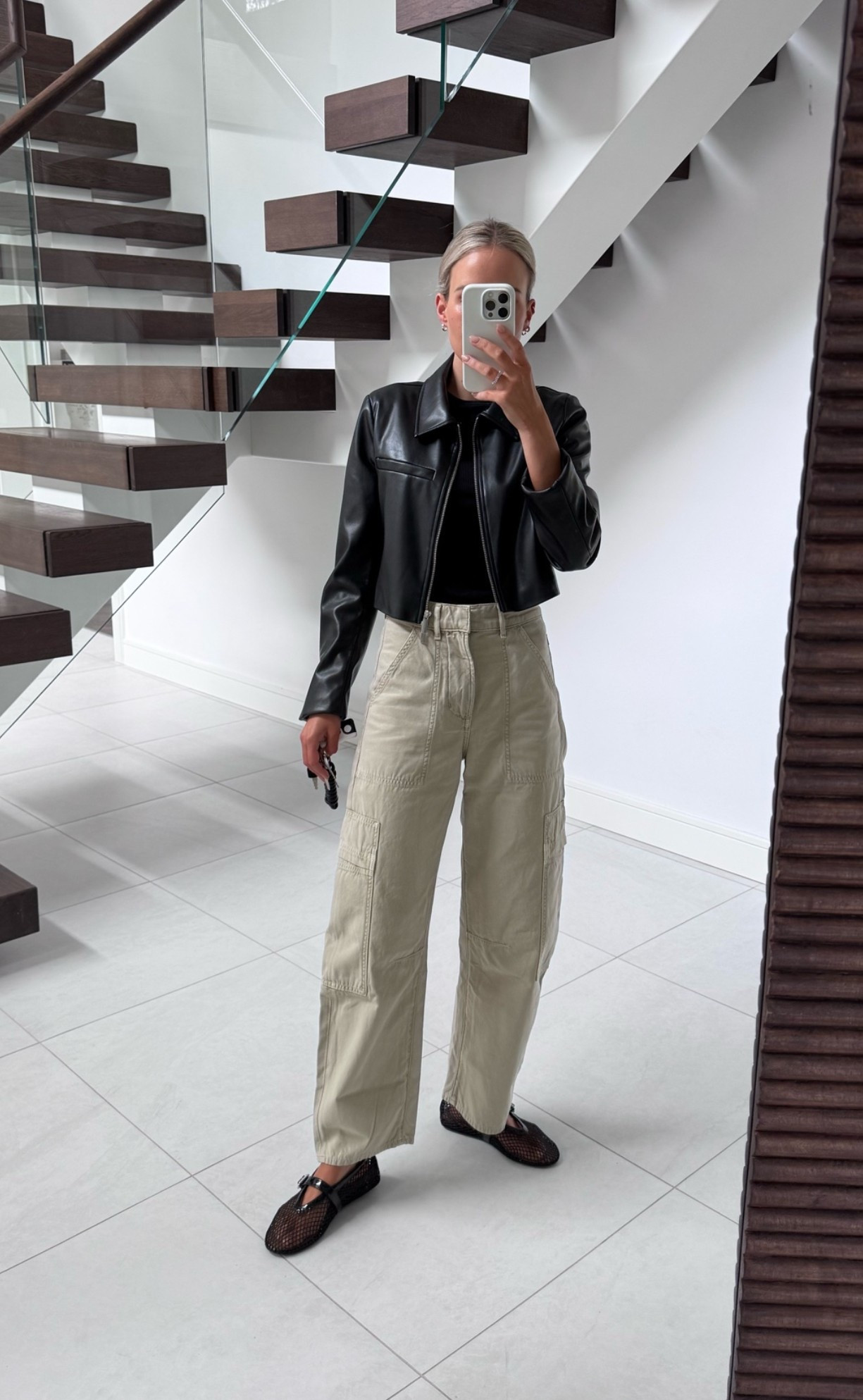 Cargo pants 🤝

#LTKeurope #LTKtravel #LTKsummer