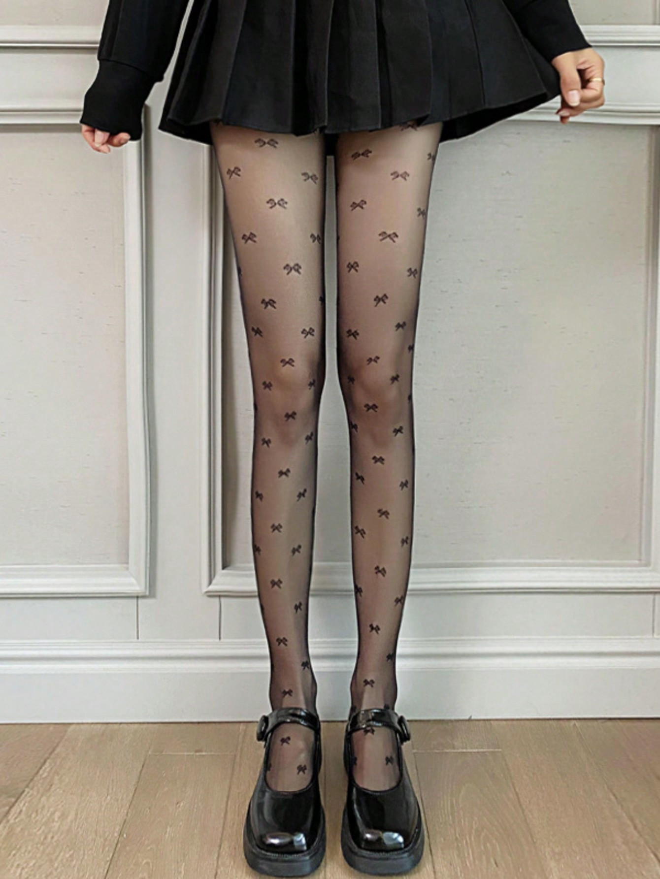 ROMWE Kawaii 1pc Bowknot Detail Tights | SHEIN USA | SHEIN