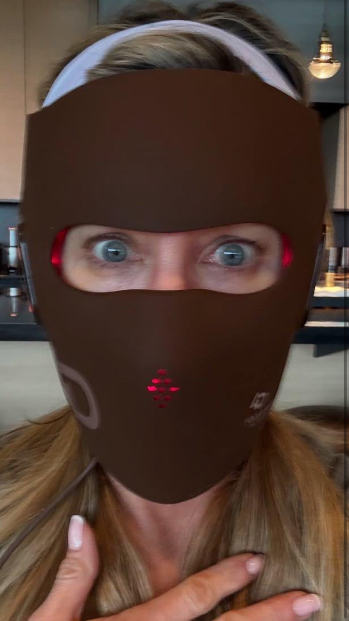 Jennifer Aniston's  4D Laser Light Therapy Mask, Red Light Therapy for Face with 4 Different Wavelength Adopted FPT Concentrated Technology, 3 Modes Portable Face Mask for Anti-aging

#LTKBeauty