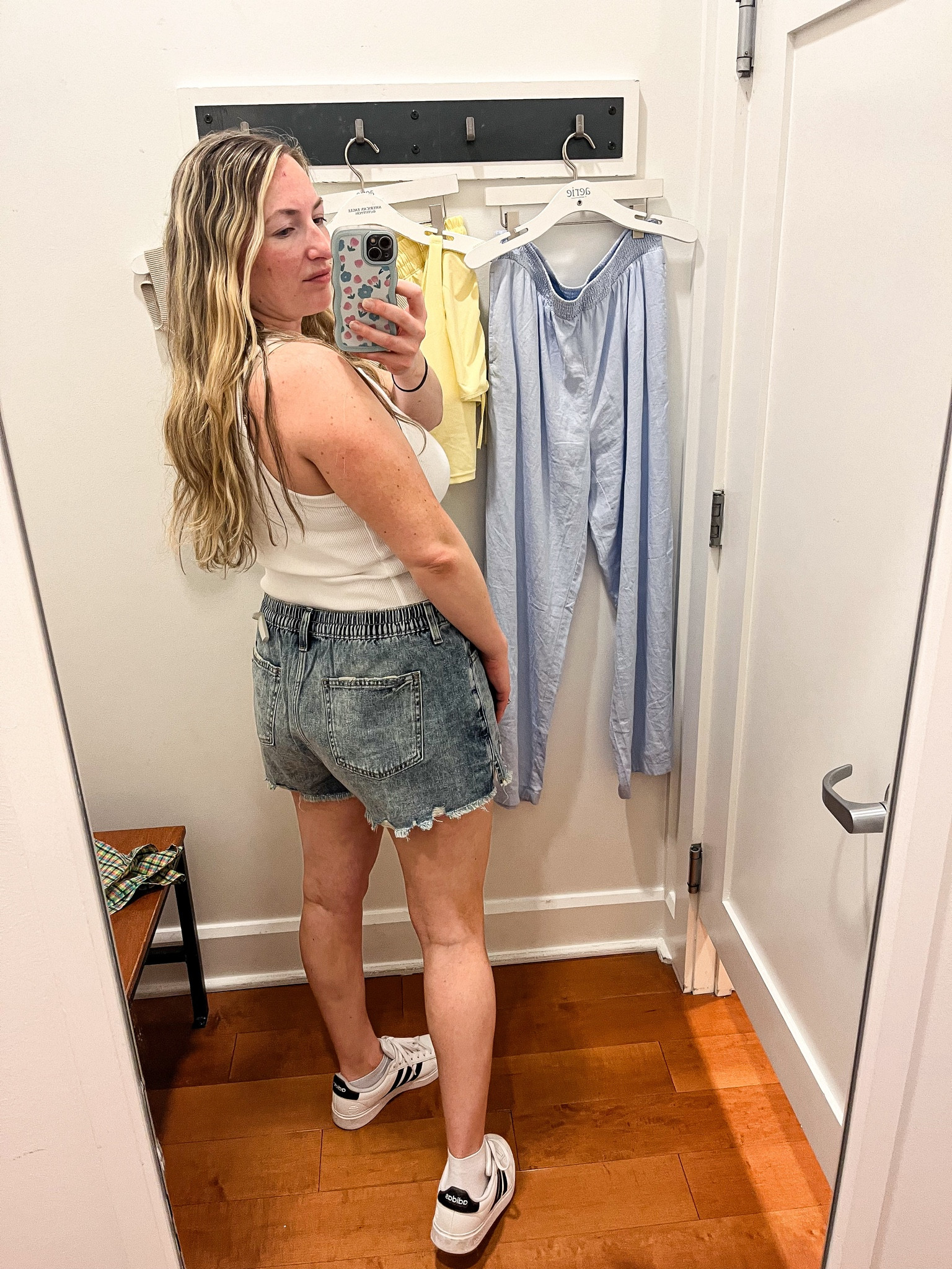 Denim shorts, spring style, aerie spring, casual outfitt

#LTKMidsize #LTKStyleTip #LTKSeasonal