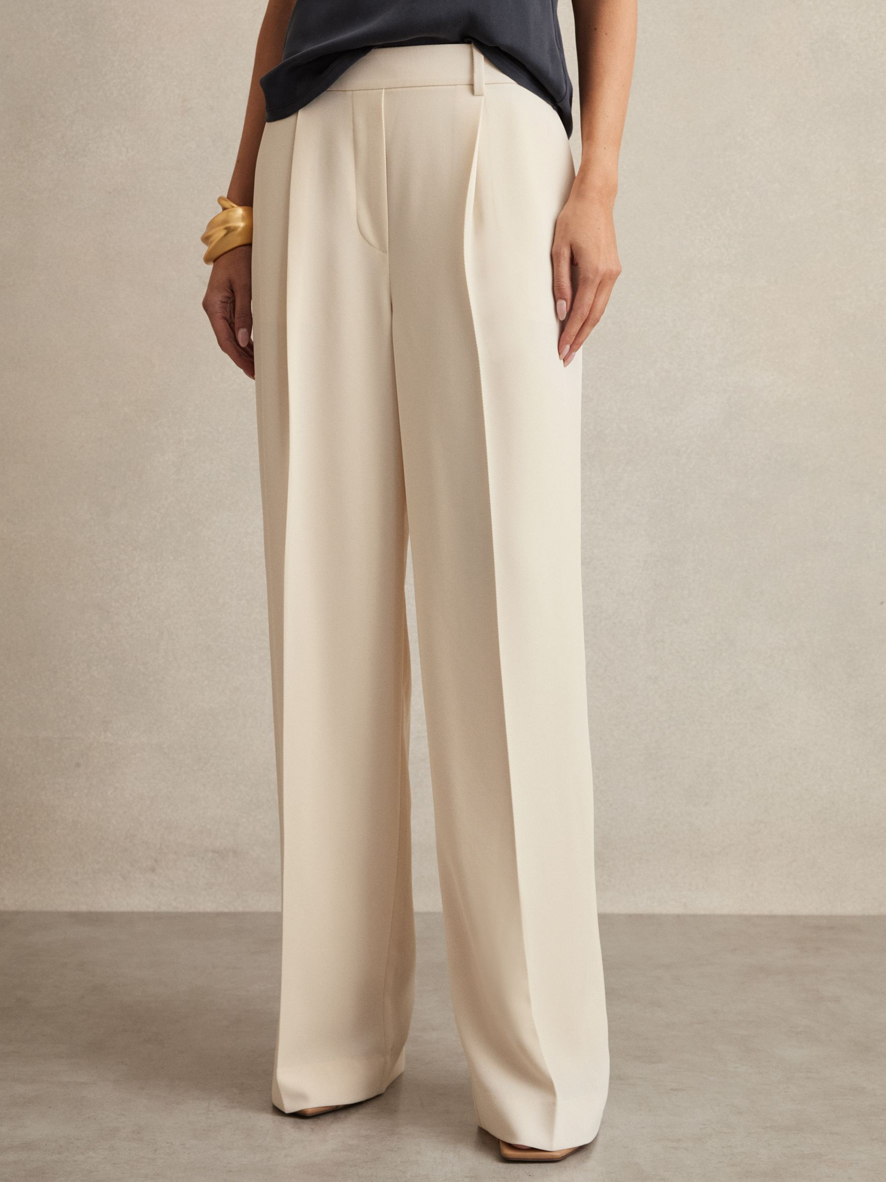 Elasticated-Waist Wide-Leg Twill Trousers in Cream | Reiss US
