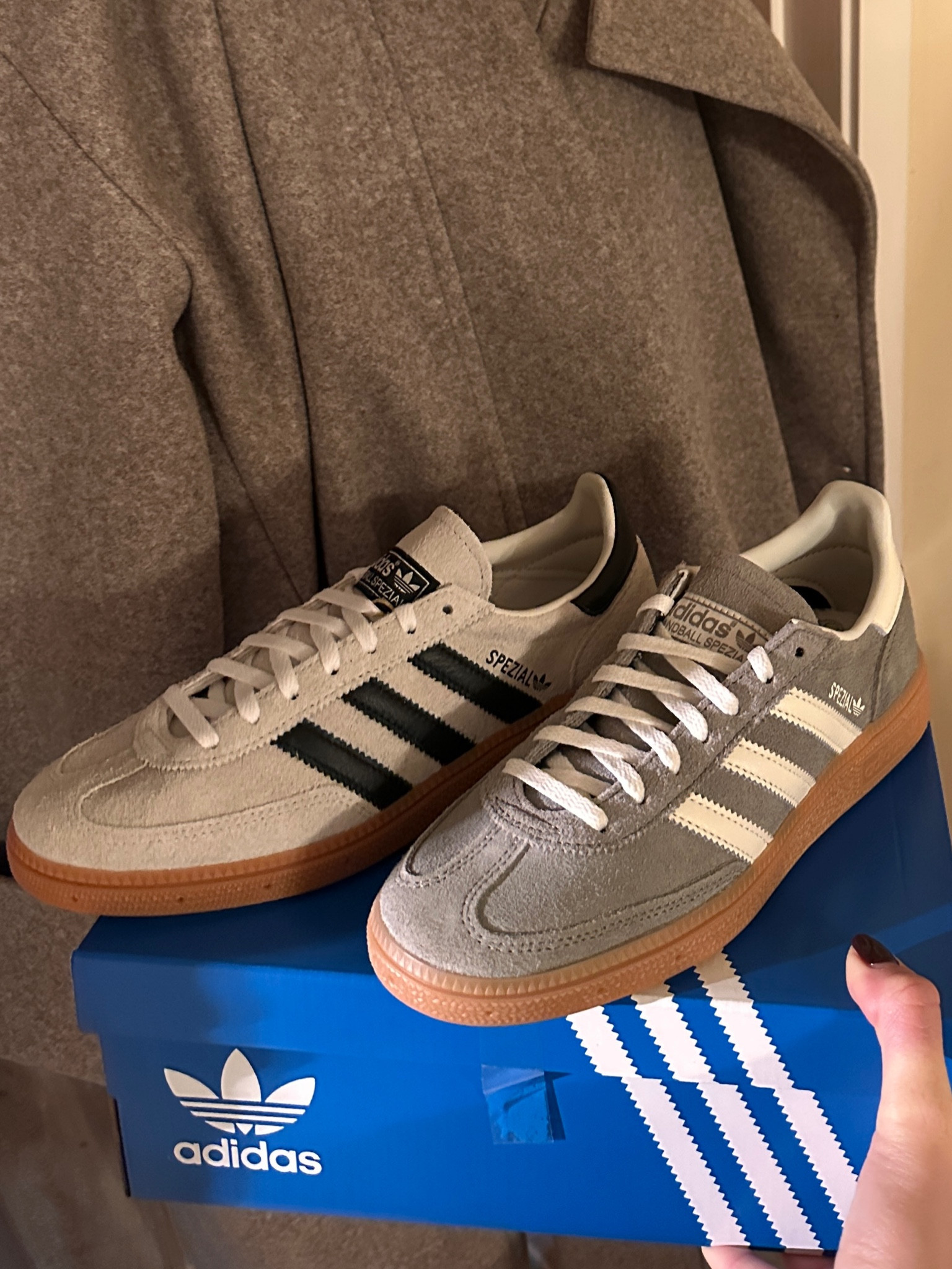 Trying to decide which pair to keep that goes better with my coat behind, maybe I should just keep both 😏

#LTKstyletip #LTKWinterSale #LTKuk