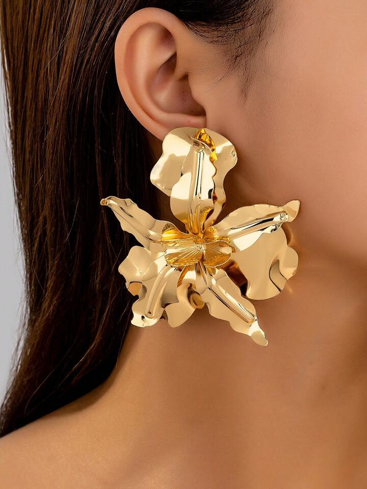 $2.16$2.20-2%1 Pair Fashionable & Dramatic Exaggerated Alloy Crinkled Floral Stud Earrings, & Uni... | SHEIN
