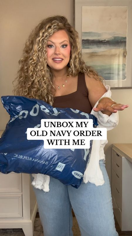 unbox my old navy order with me!!! 💘