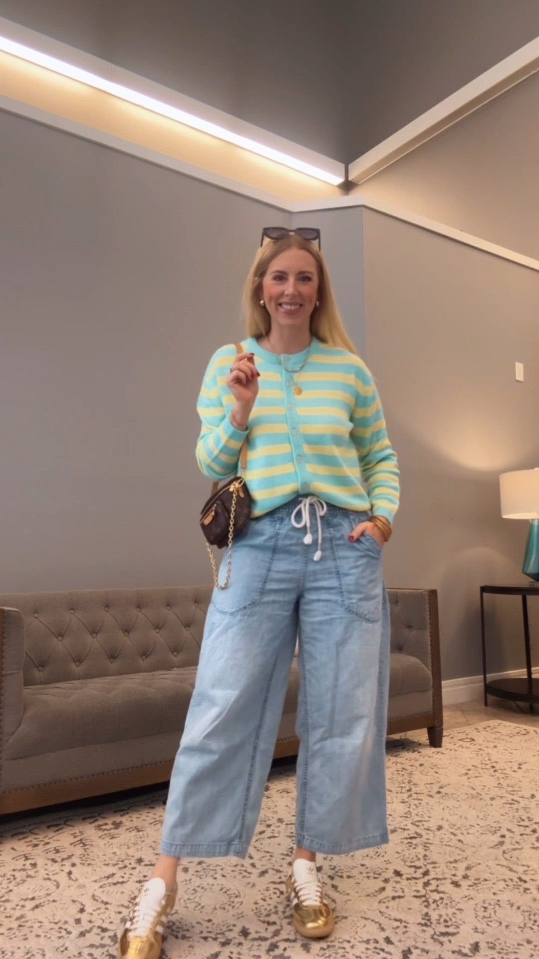 What I’m wearing today! This cardigan is on sale30% off!!

Small in cardi + jeans 

#LTKFindsUnder50 #LTKSaleAlert #LTKmomlife