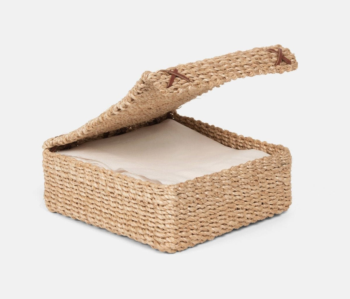 Voru Luncheon Napkin Tray | Megan Molten