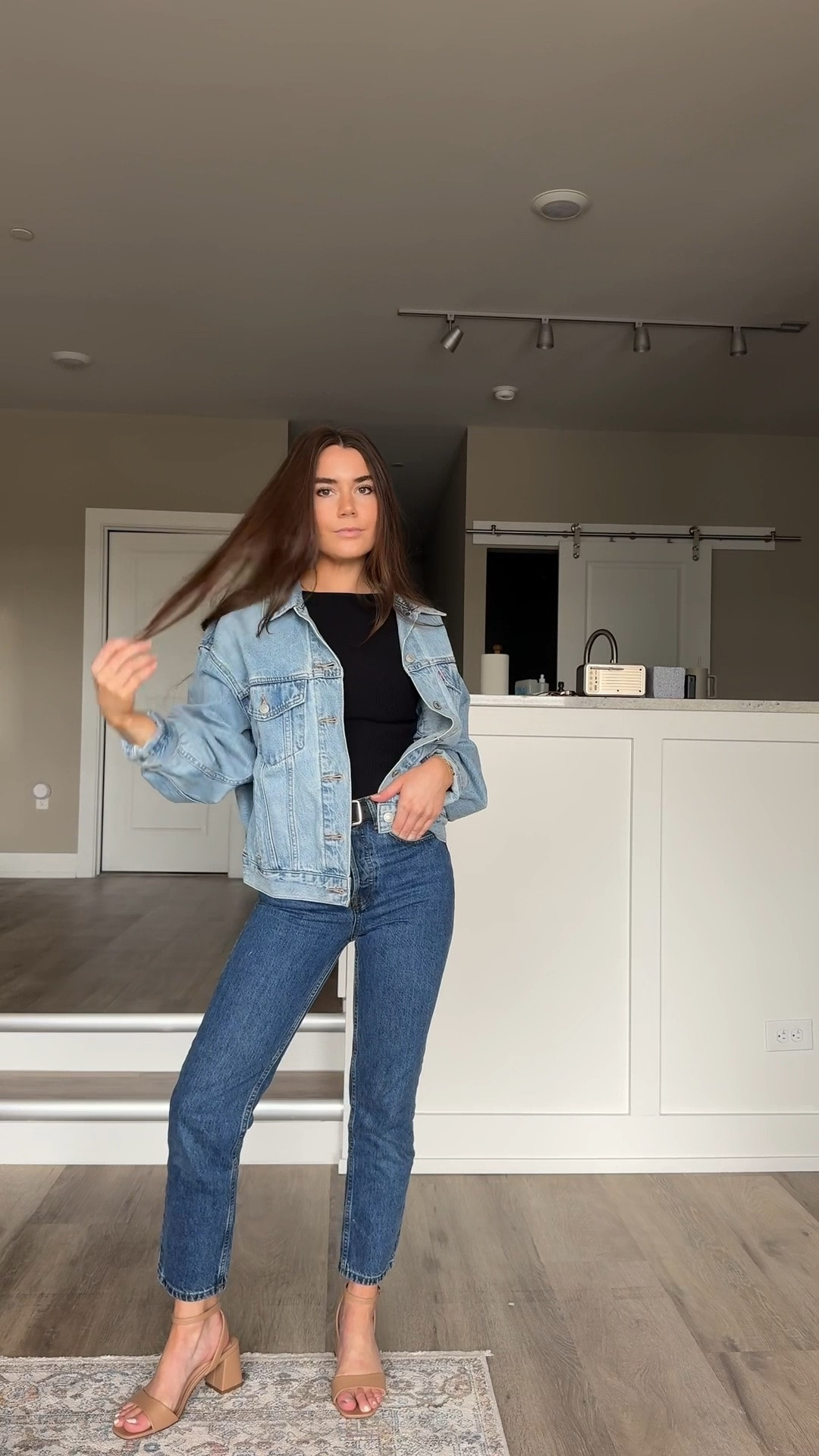 Denim on denim #aritzia #levis #ltkfashion

#LTKootd