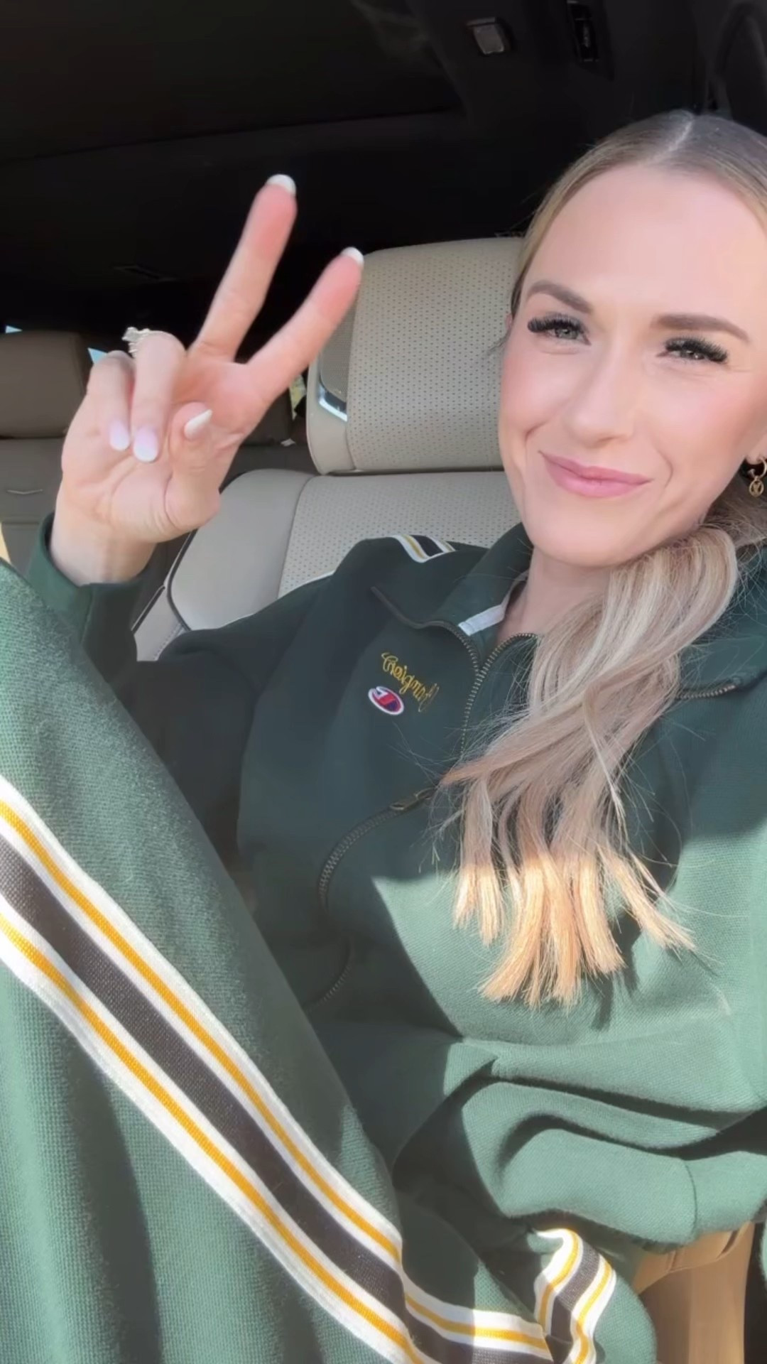 Track suit 💛💚

#LTKActive