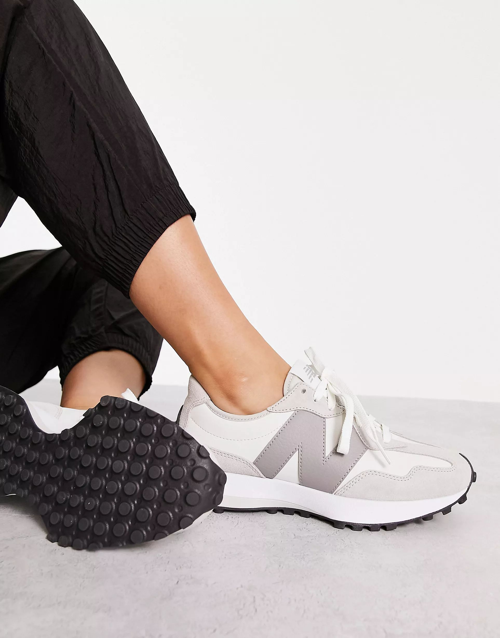 New Balance 327 trainers in grey - exclusive to ASOS | ASOS (Global)