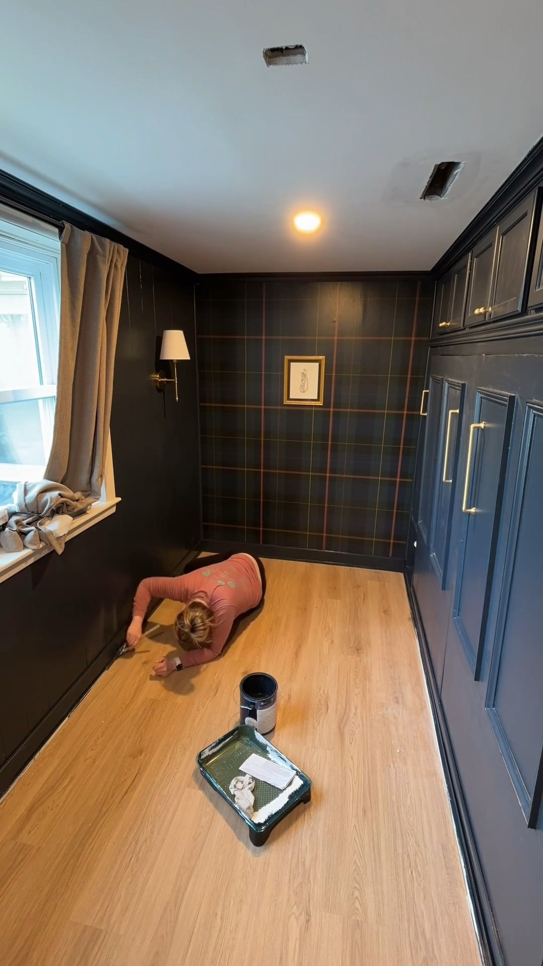 Painting our moody office/guest bedroom ceiling to make it more cozy. Paired with the plaid wallpaper, it’s giving a polished Ralph Lauren vibe  Follow me to see how we style it!

#LTKHome