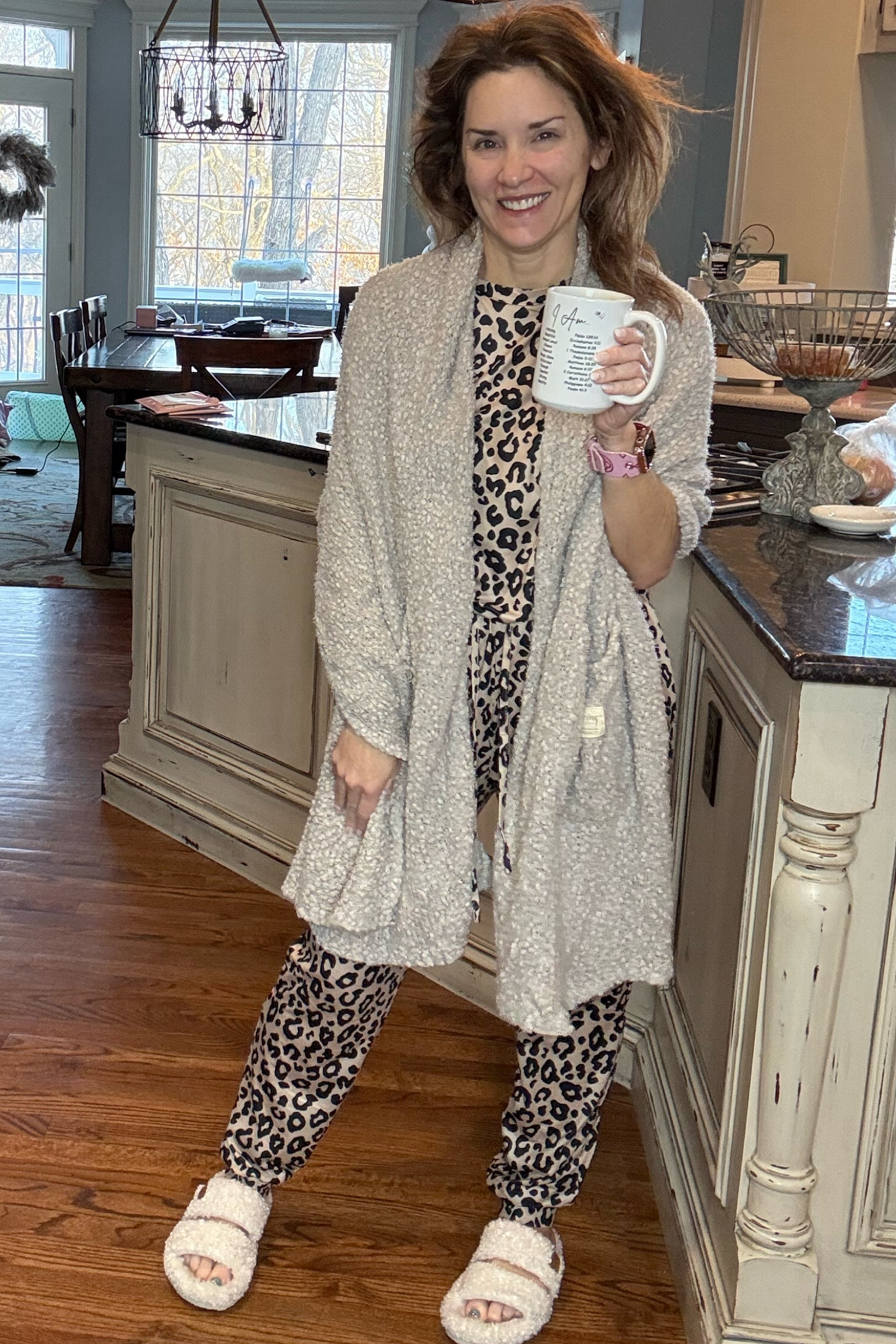 Love this giving shawl it’s beautiful perfect lightweight to keep you warm through all seasons

Already packaged for giftgiving it would make the perfect gift to any Crazy Busy Mama in your life or even a gift for you
☺️

#LTKOver40 #LTKHome #LTKFindsUnder50