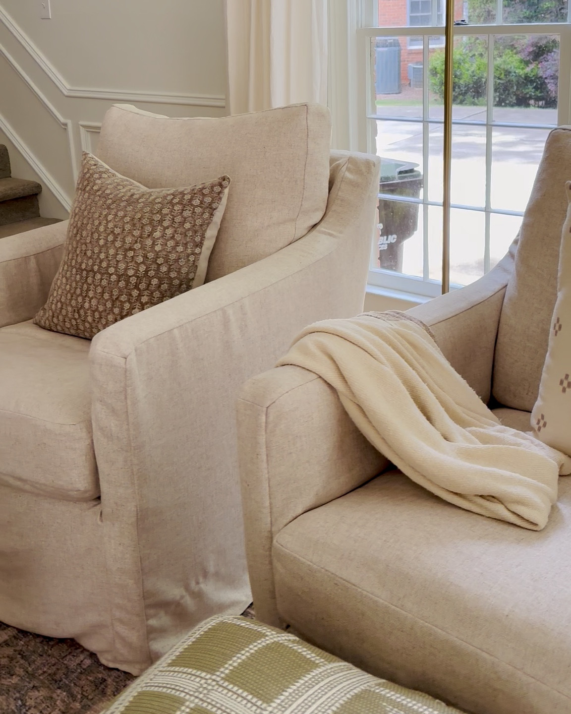 ✨ Obsessed with this new find that’s on sale still! 😍 Seriously can't believe the price on this gorgeous adjustable brass light I snagged from @Wayfair and you won’t either! Comes in black and silver also. 

It doesn’t command the room but it adds such a touch of warmth and elegance to a space, and the adjustable feature is so handy. I can see this lighting used in many spaces for functional decor. 

You guys know I love sharing amazing home decor that doesn't break the bank, and this is definitely one of them! Run, don't walk to check it out ! 

#HomeDecorDeals #BrassLighting #AdjustableLight #WayfairFinds #AffordableDecor #HomeStyling #InteriorDesignOnABudget #LightFixture #LivingRoomDecor #BedroomDecor #MyWayfair #LTKHome #ShopMyHome #DecorInspo #HomeAccents